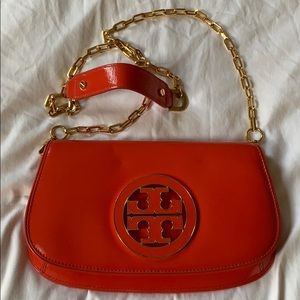 Tory Burch Reva Crossbody Clutch - Poppy